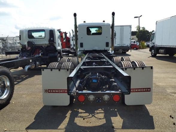 2026 Kenworth T880 image 5