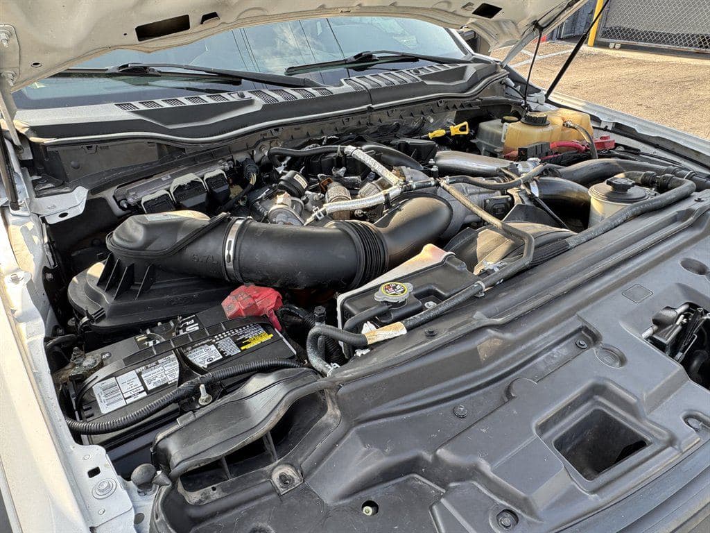 2018 Ford F550 image 39
