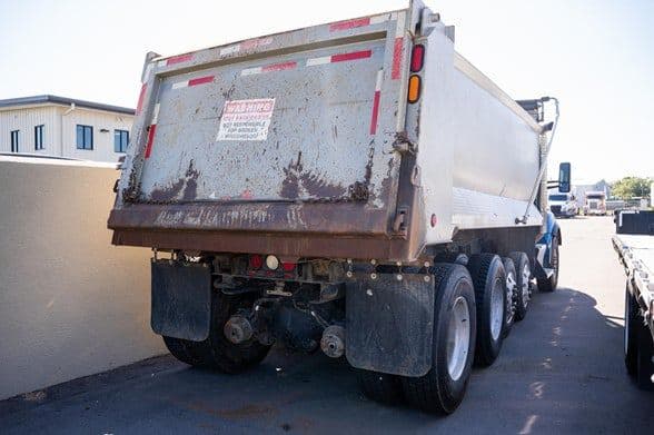 2016 Kenworth T880 image 5