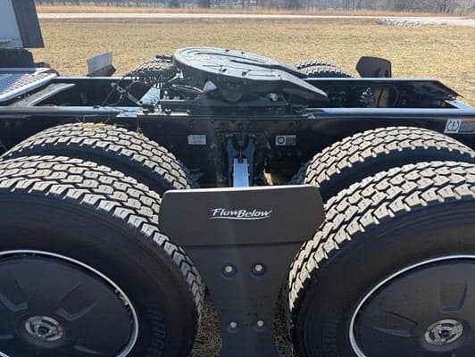 2023 Kenworth T680 image 9