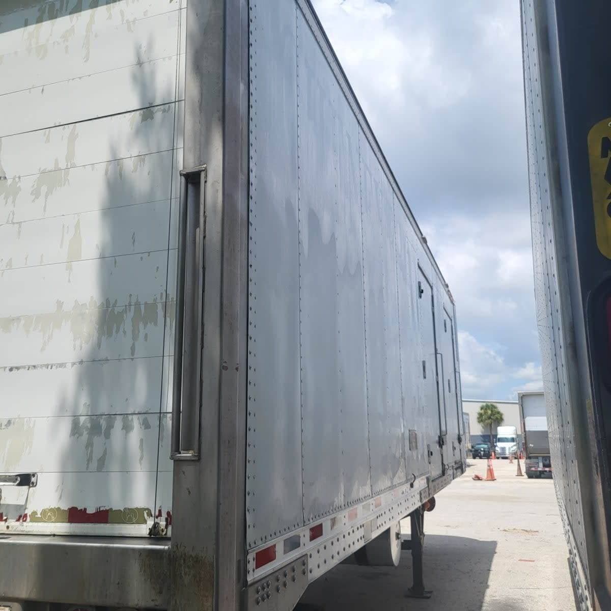 2017 Great Dane 7211Z-1 28/156/102 Reefer Trailer image 4
