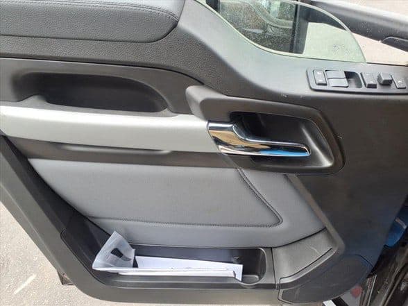 2026 Kenworth T880 image 16