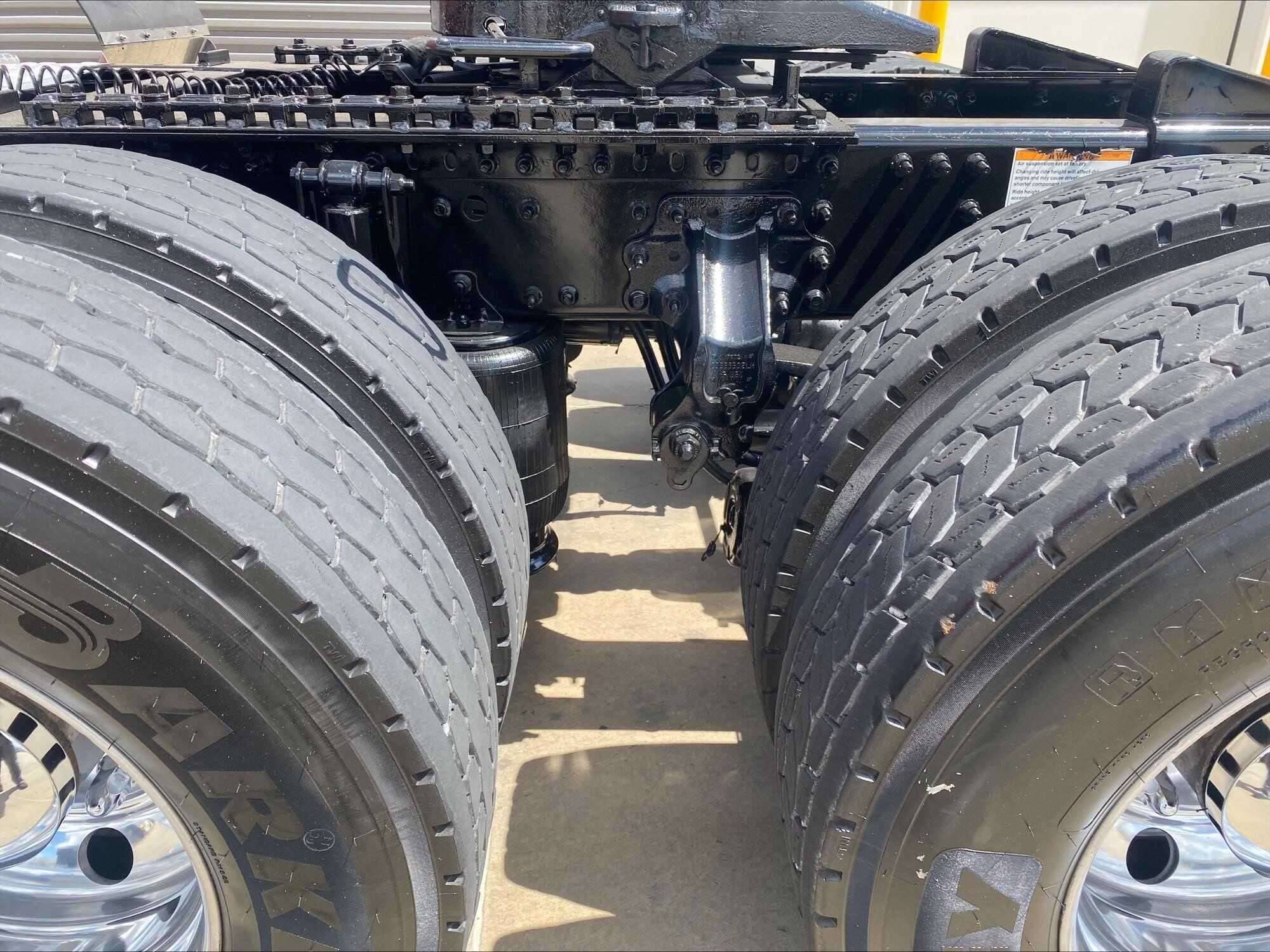Used 2020 MACK ANTHEM Conventional - Sleeper Truck in Tulsa, OK image 9