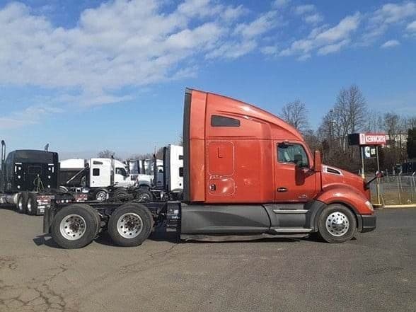 2020 Kenworth T680 image 5