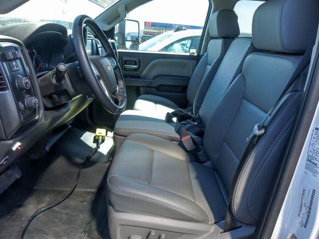 2024 Chevrolet Silverado 4500HD Work Truck image 5