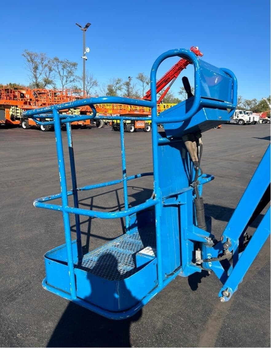 2011 GENIE Z34/22BI PL8190 image 12