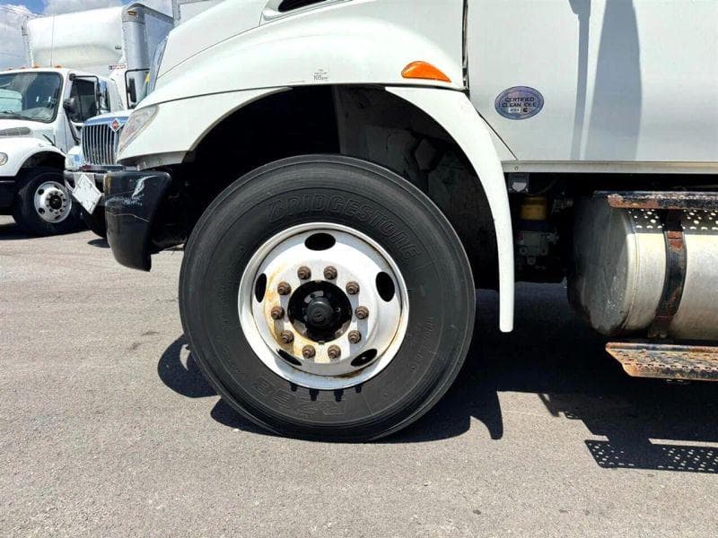 2019 International 4300 image 10