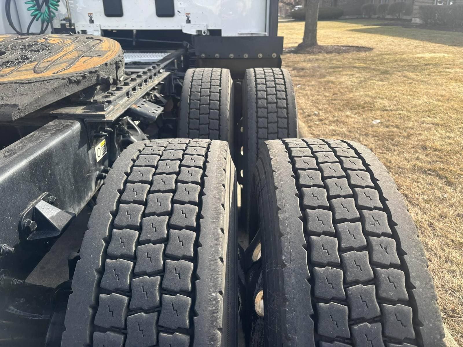 2021 Peterbilt 579 image 4