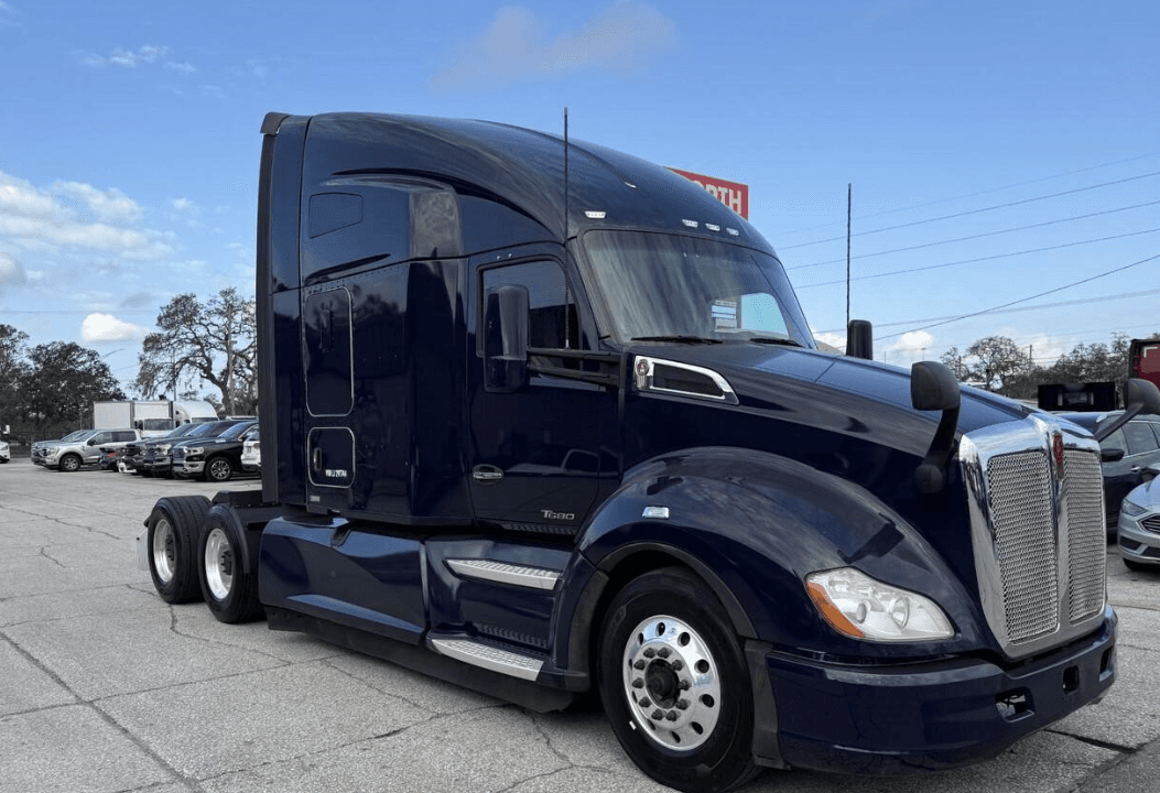 2020 Kenworth 310 image 4