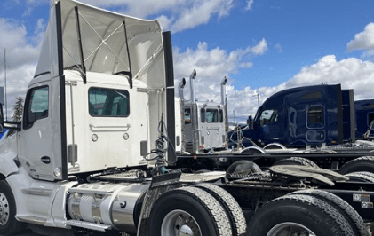 2020 Kenworth T680 image 2