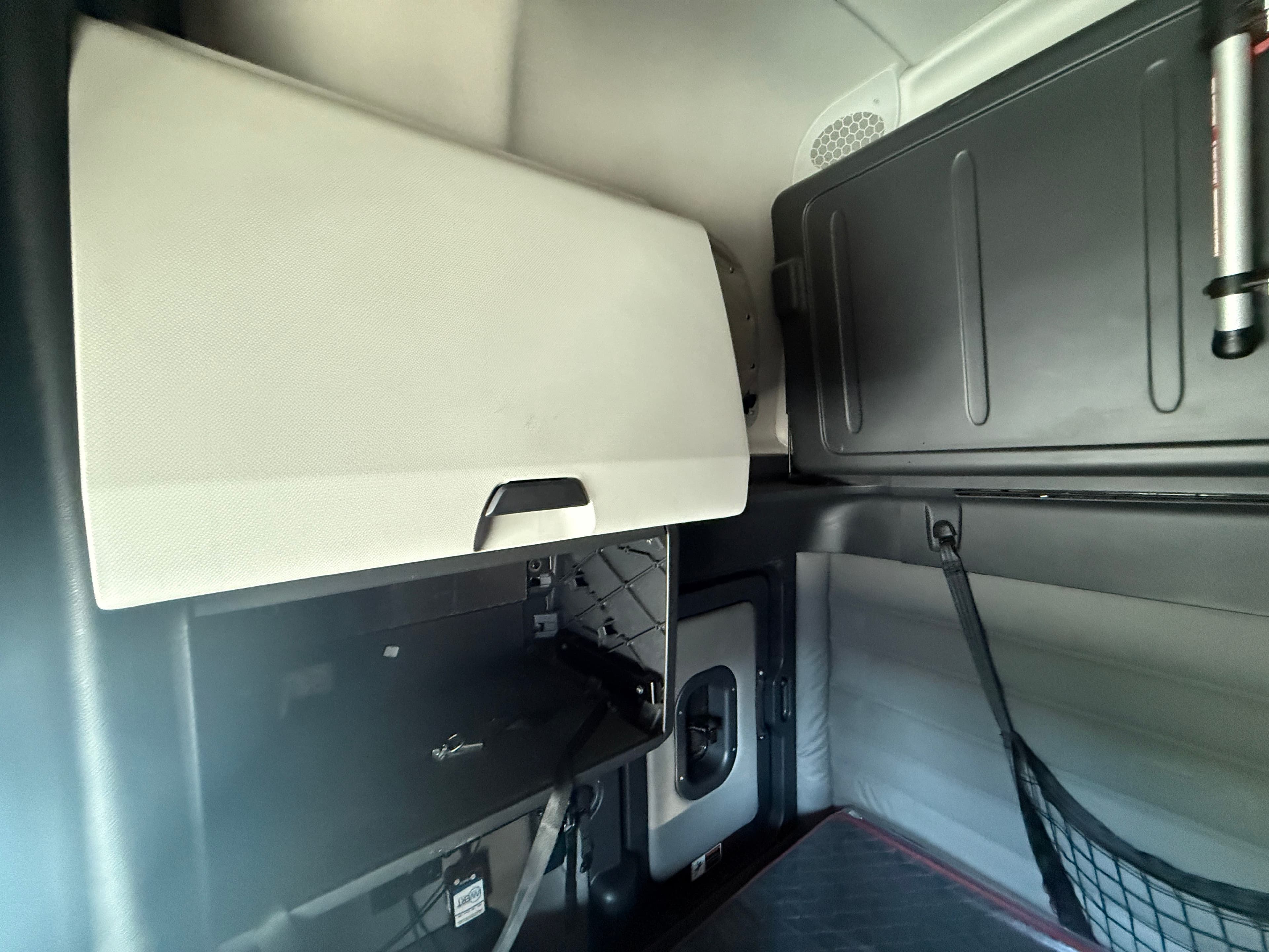 2021 Freightliner Cascadia 126 image 33