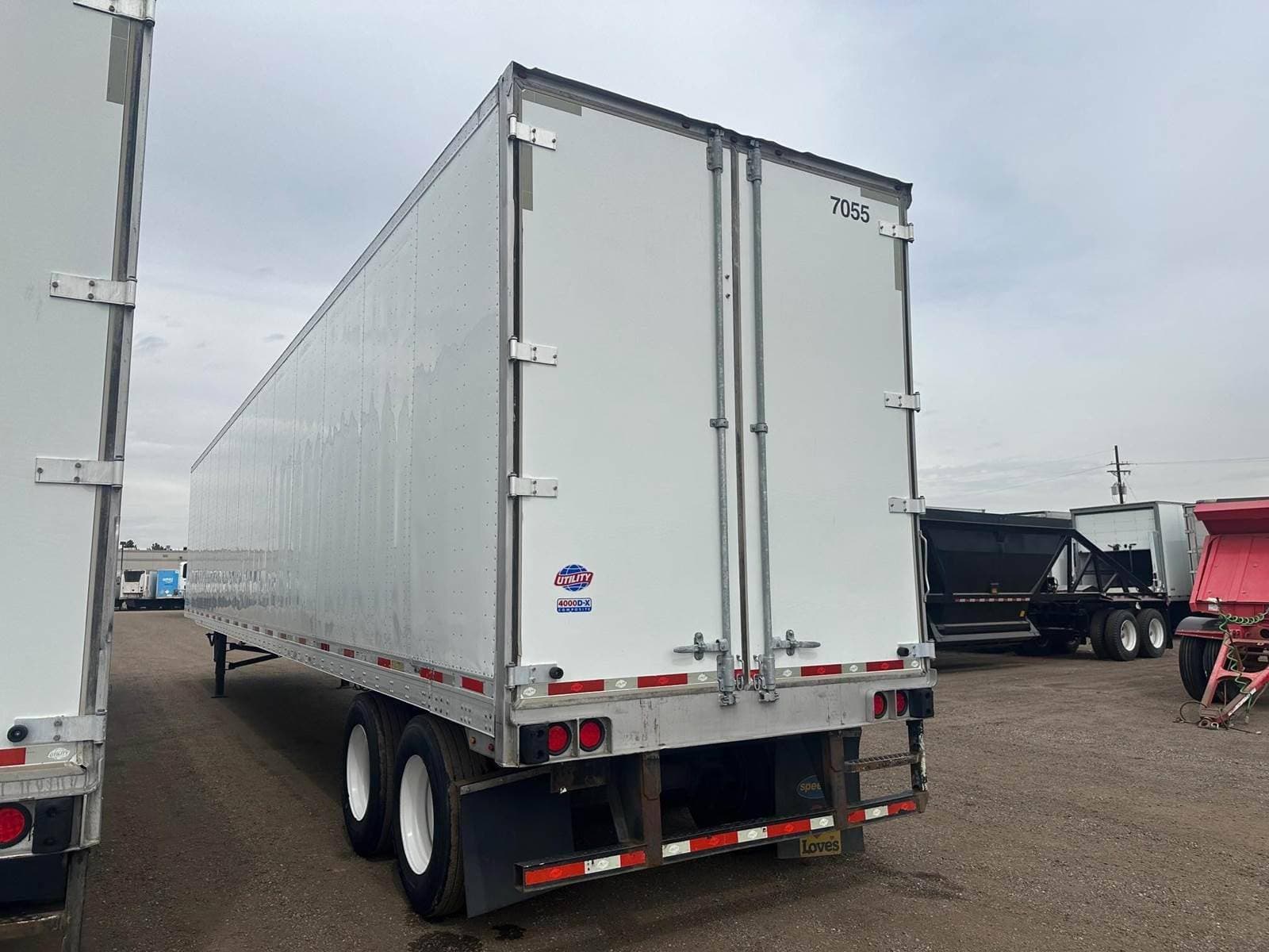 2018 Utility 4000D-X image 6