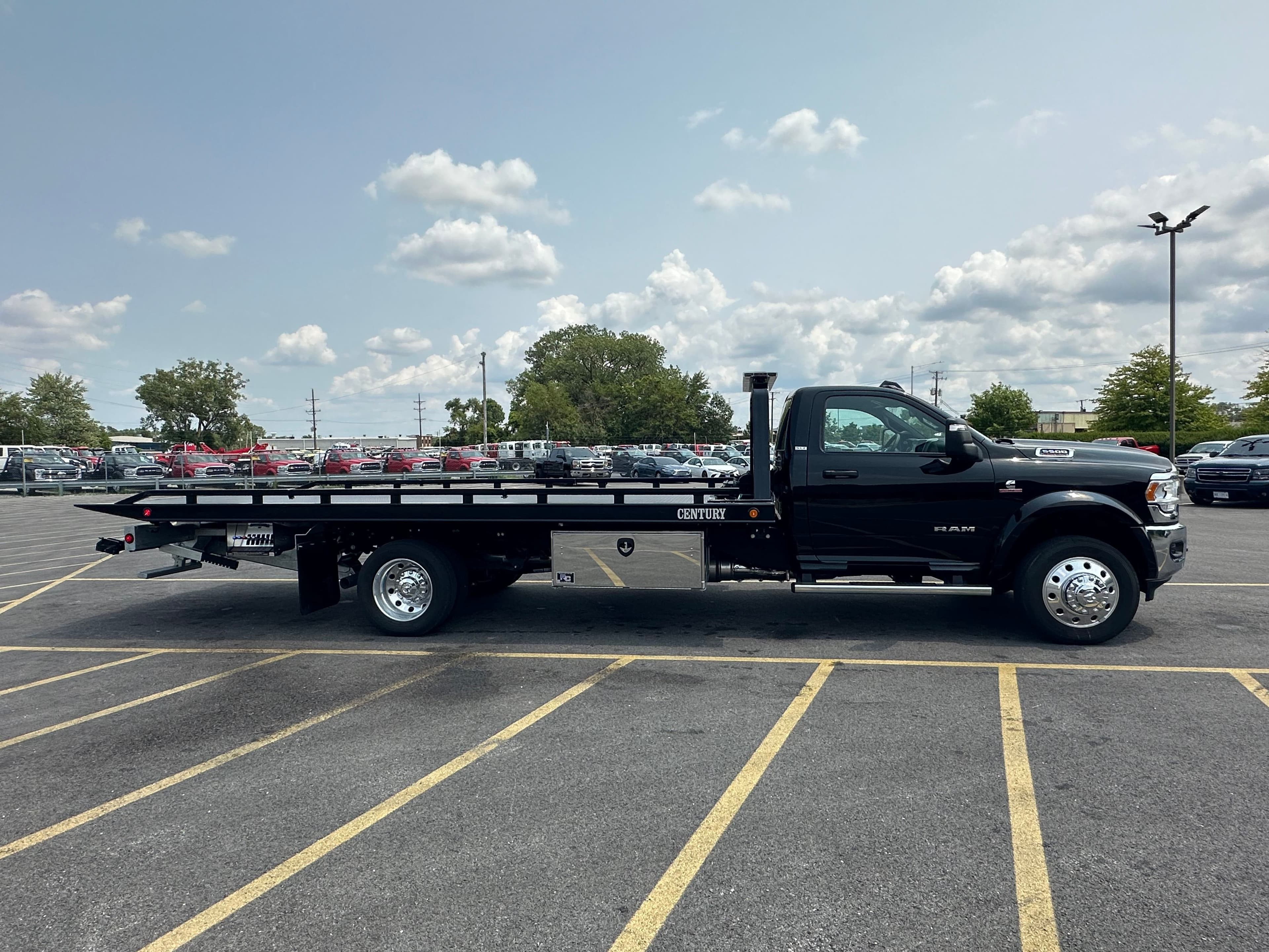 2024 Ram 5500 Chassis * CALIFORNIA COMPLIANAT*CENTURY 19.5' ST  (SK#: 5948C)  image 7