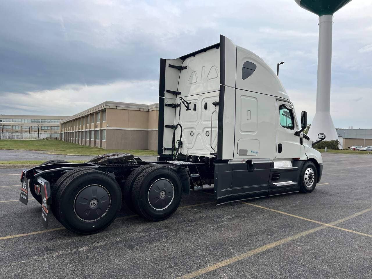 2022 Freightliner Cascadia 126 #1186 image 4