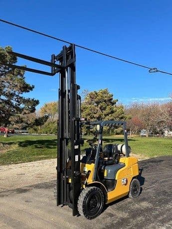 2016 Mitsubishi FG25N image 9