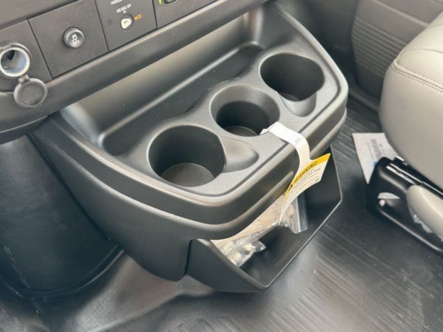 2025 Chevrolet Express 2500 Work Van Cargo image 18