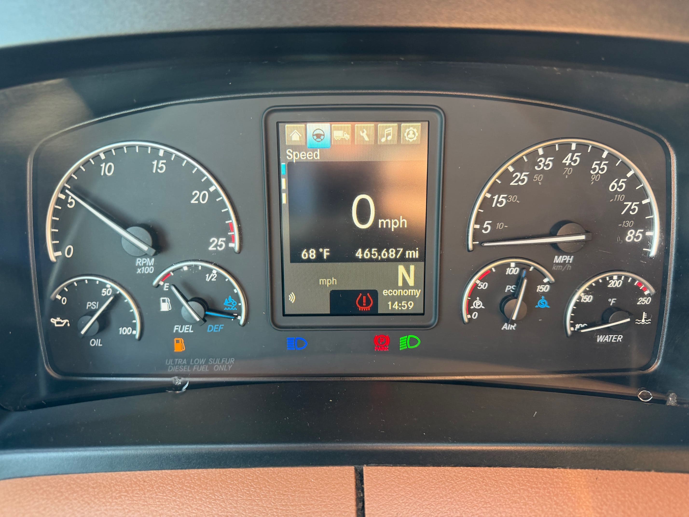 2021 Freightliner Cascadia image 8