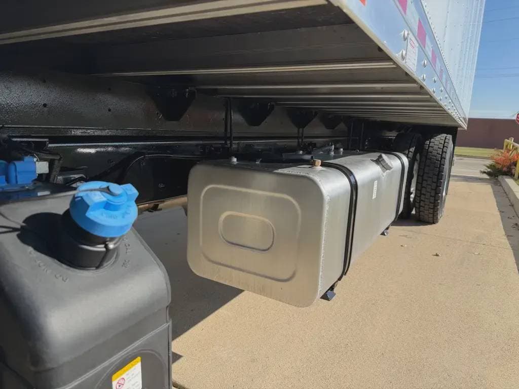 Used 2024 ISUZU Cabover Truck - COE, Contractor Truck, Box Truck - Straight Truck - FTR For Sale image 12