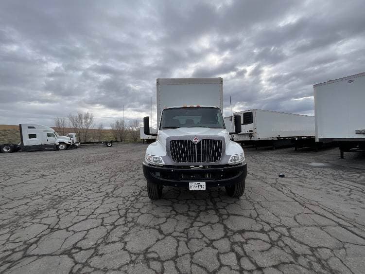 2022 International MV607 Box Truck - 220HP, 6 Speed Automatic, Roll up Door image 2