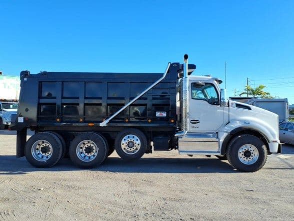 2026 Kenworth T880 image 5