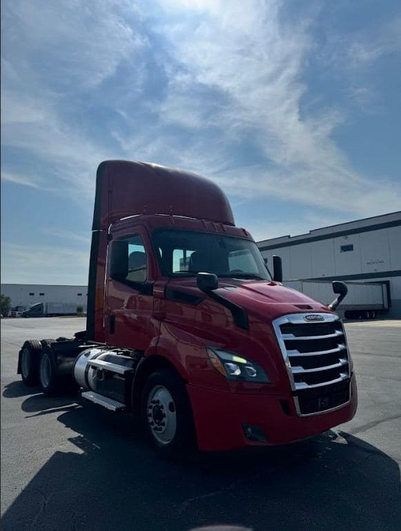 2020 Freightliner Cascadia image 7
