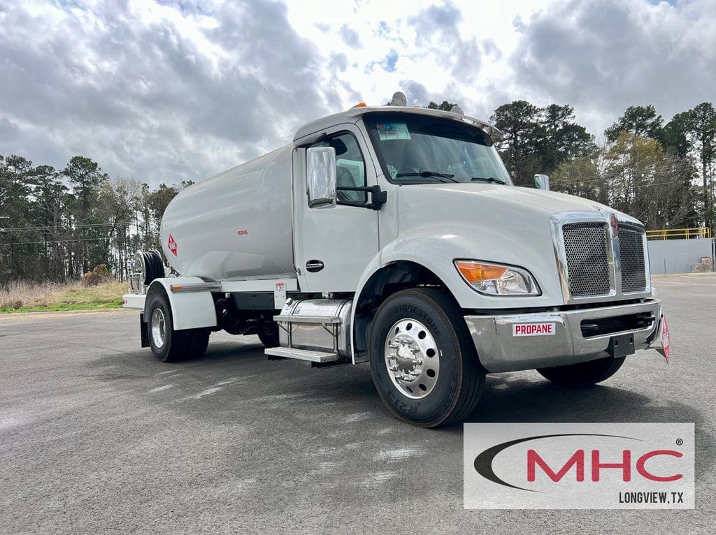 New 2026 KENWORTH T380 image 1