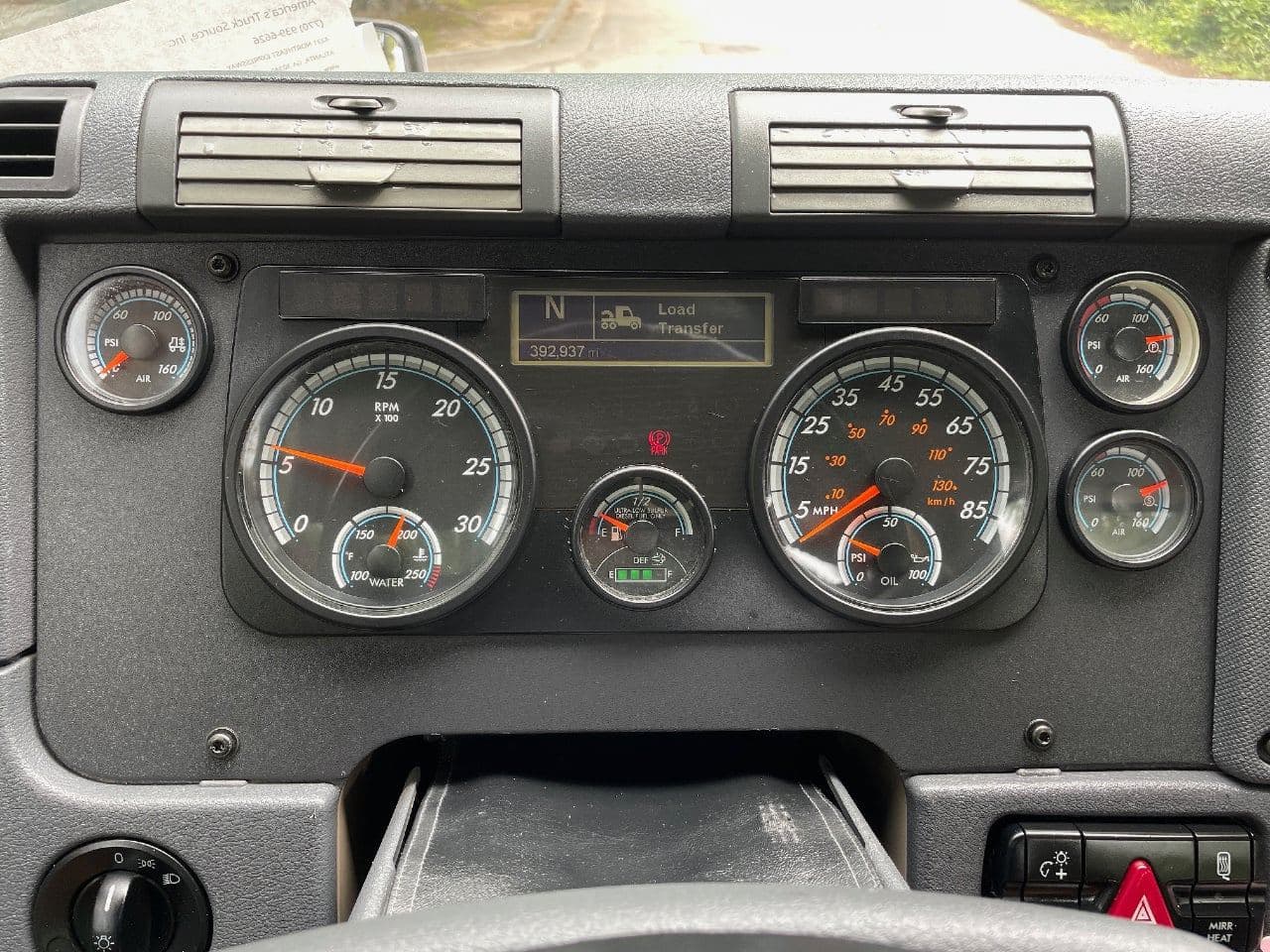 2018 Freightliner Cascadia 125 image 21