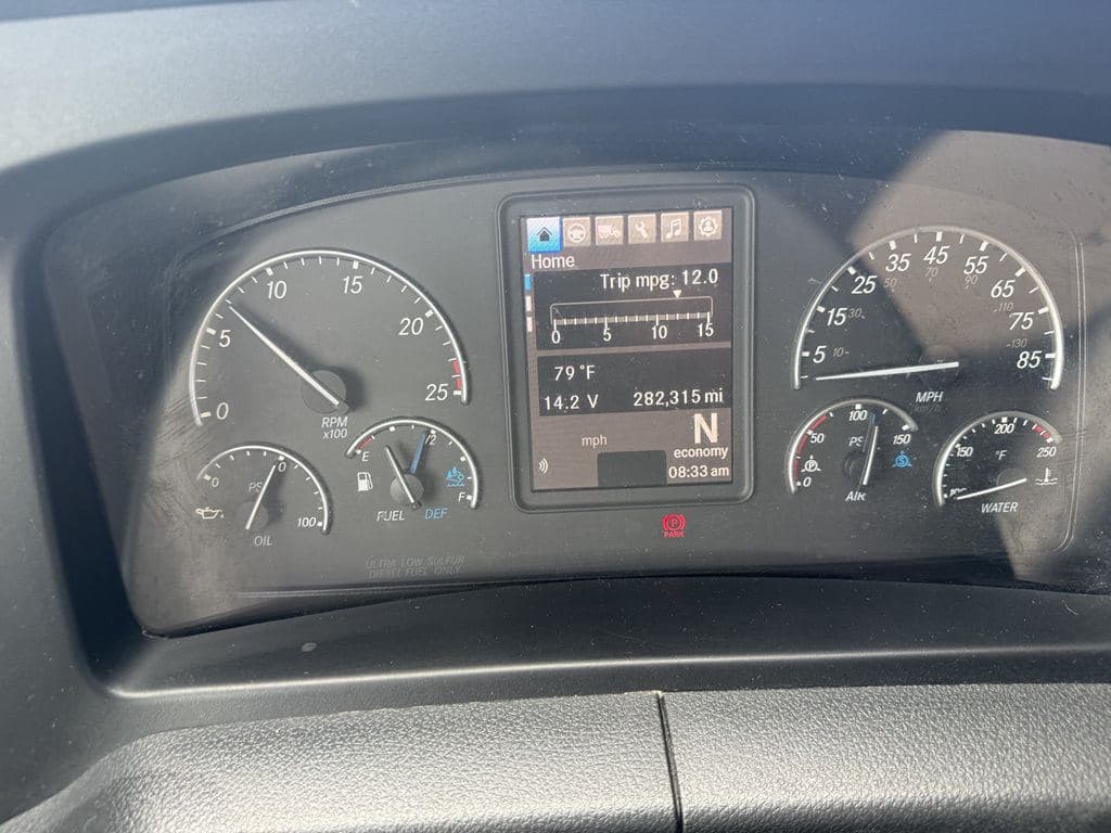Used 2024 FREIGHTLINER PT126064ST image 20