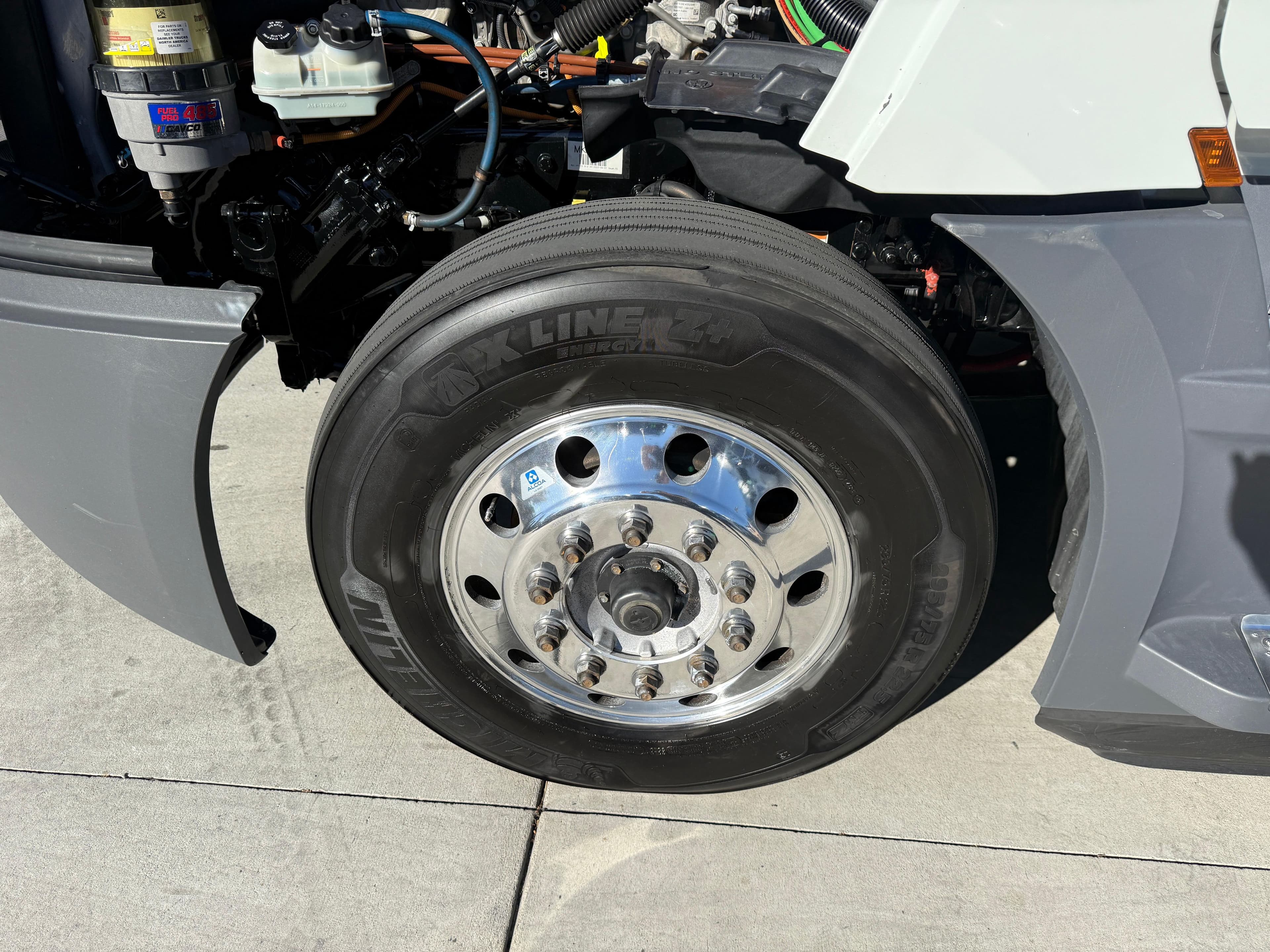 2021 Freightliner Cascadia 126 image 24