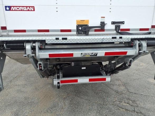 2026 Kenworth K270E image 7