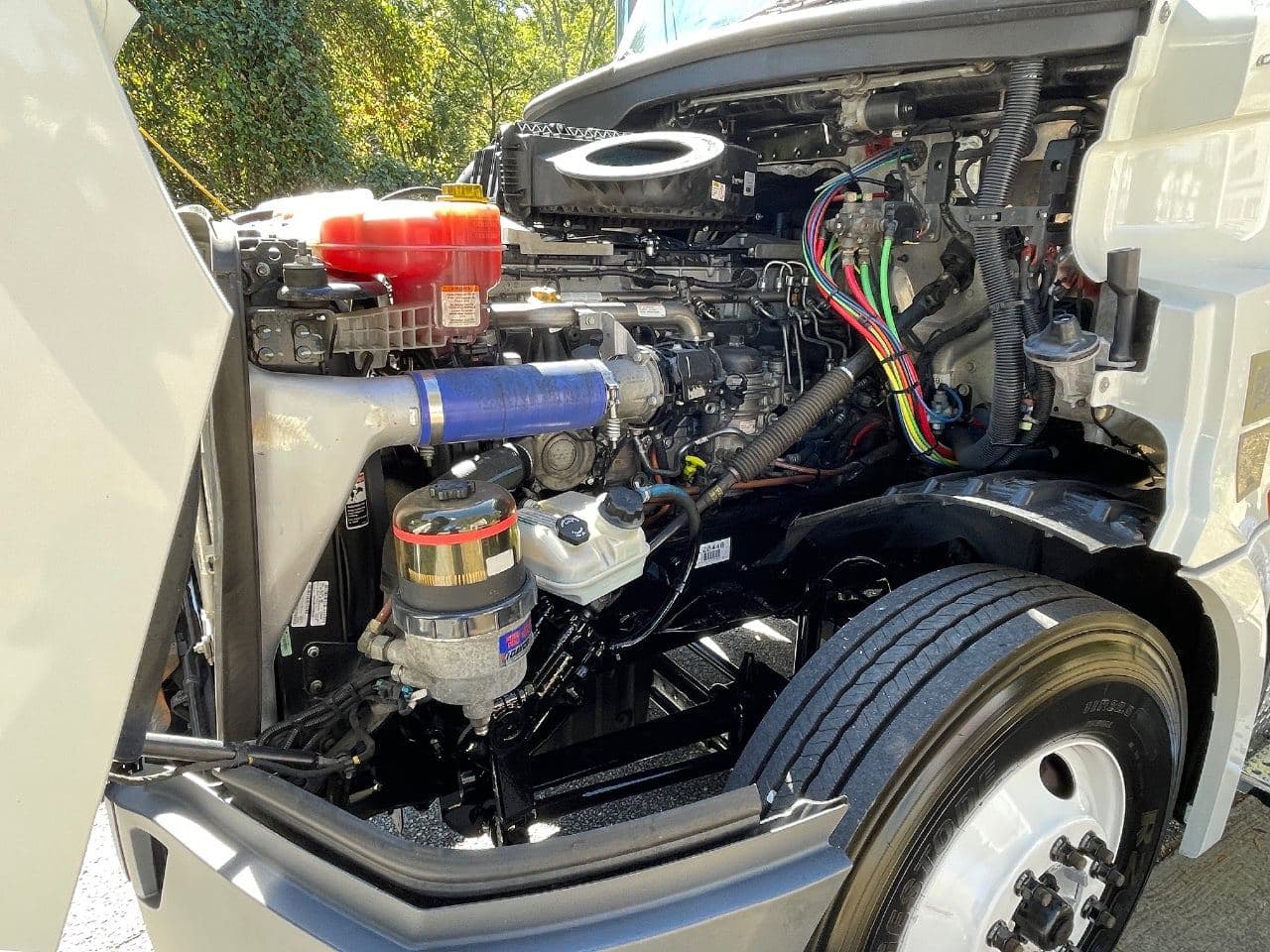 2020 Freightliner Cascadia 126 image 26