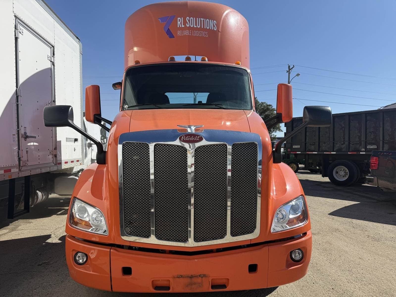 2020 Peterbilt 579 image 3