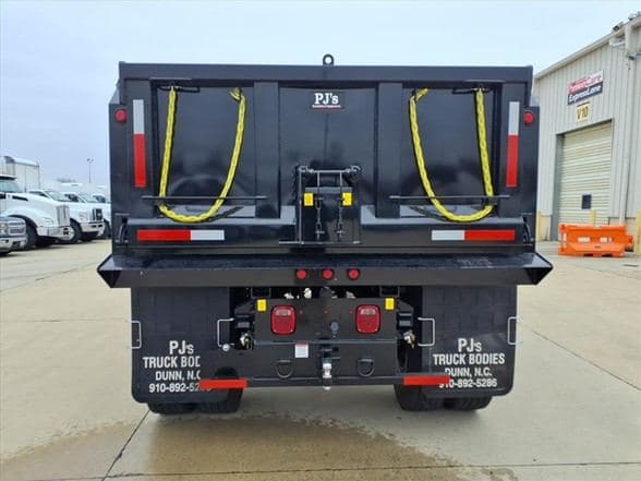 2026 Ford F750 SD image 7