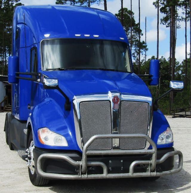 2020 Kenworth T680 image 2