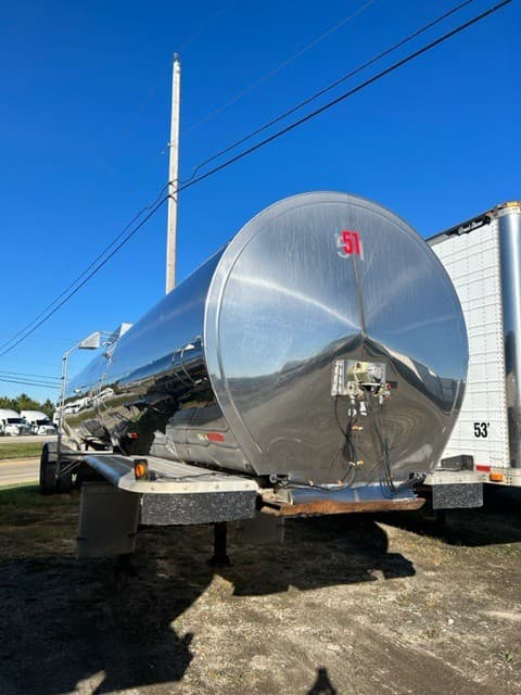 1988 Walker 6200 GAL image 2