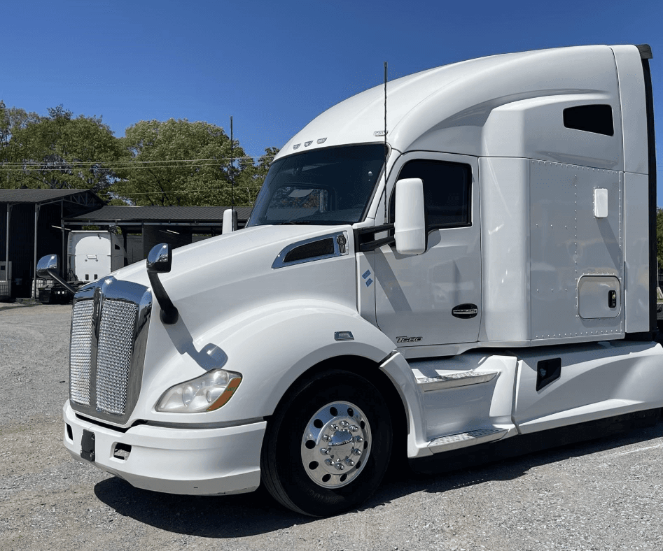 2020 Kenworth T680 image 1