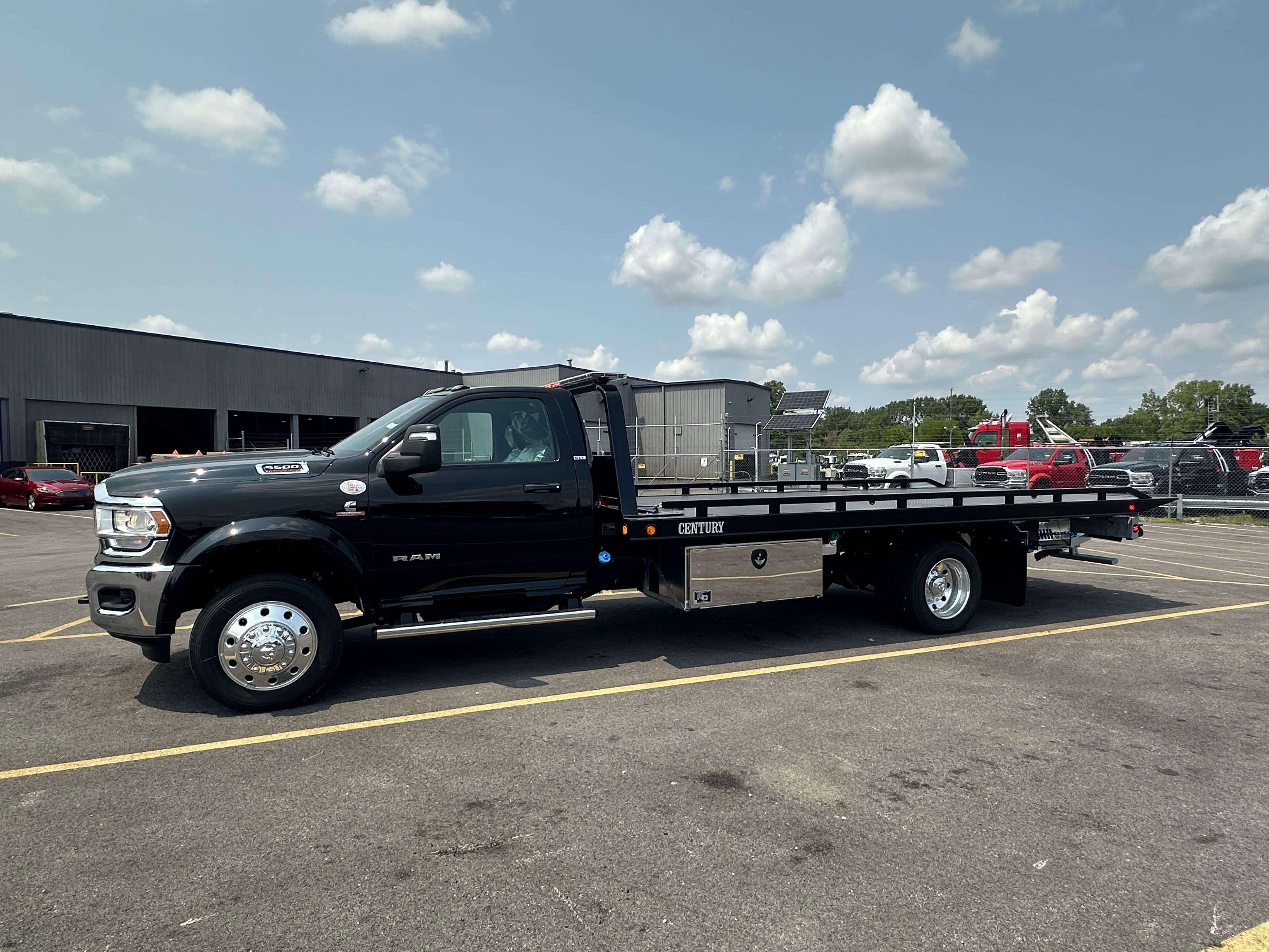 2024 Ram 5500 Chassis * CALIFORNIA COMPLIANAT*CENTURY 19.5' ST  (SK#: 5948C)  image 2