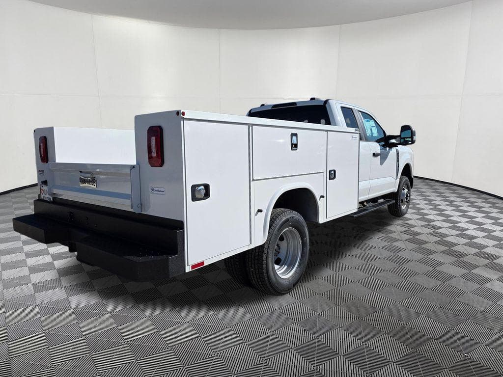 2026 Ford F-350SD XL Service Utility Body image 9