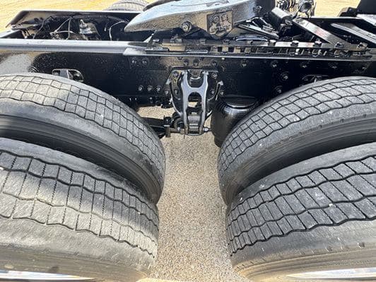 2022 Kenworth T680 image 21