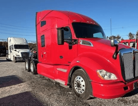 2020 Kenworth T680 image 2