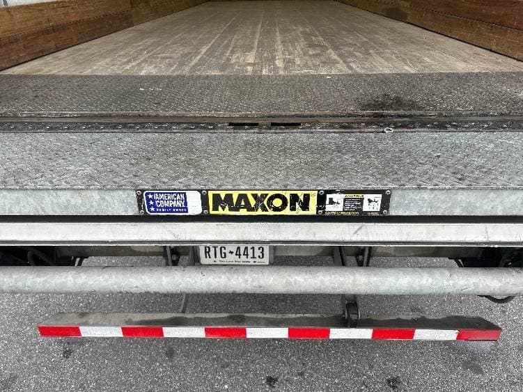 2022 International MV607 Box Truck - 220HP, 6 Speed Automatic, Roll up Door image 10