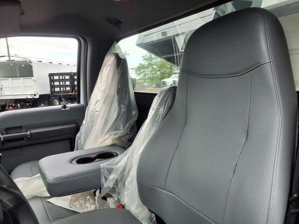2027 Ford F750 XL SD image 13