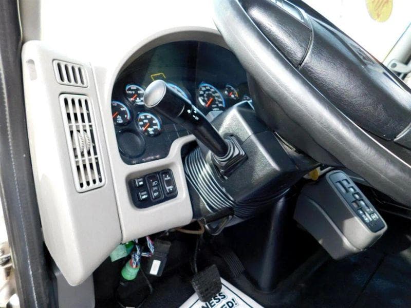 2018 International 4300 image 14