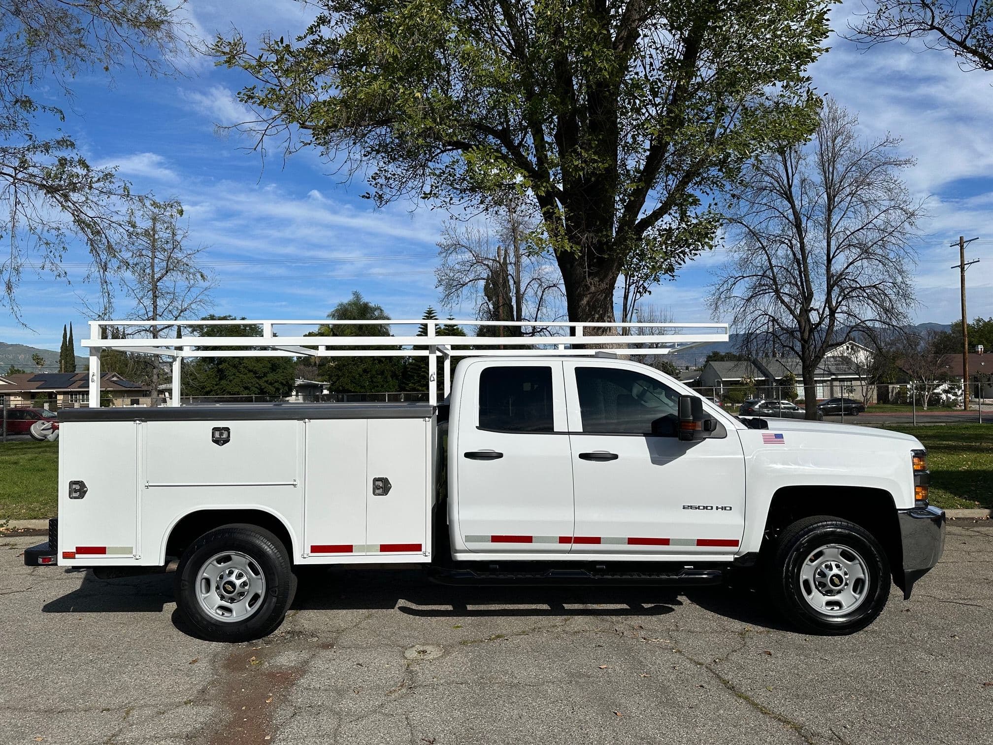 2018 CHEVROLET SILVERADO 2500HD Crew Cab Service Truck 13506 image 3