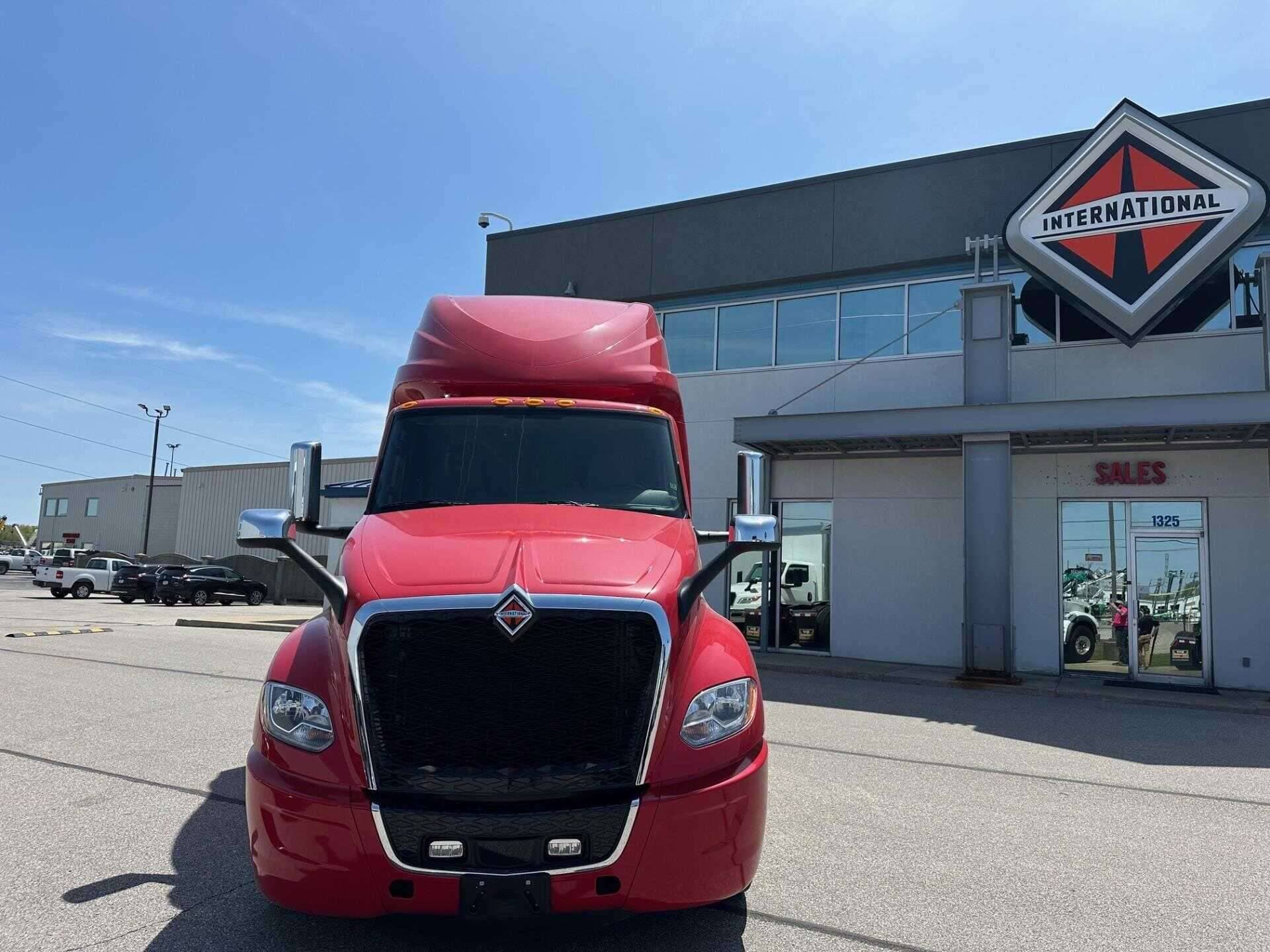 2026 International LT62F image 4