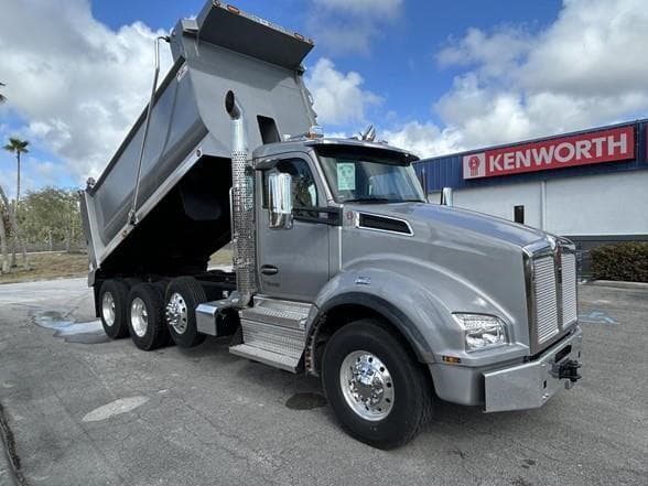 2026 Kenworth T880 image 7