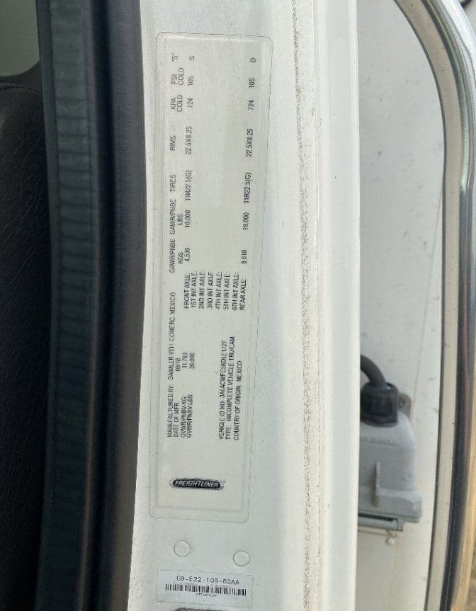 2019 Freightliner M2-106 image 13