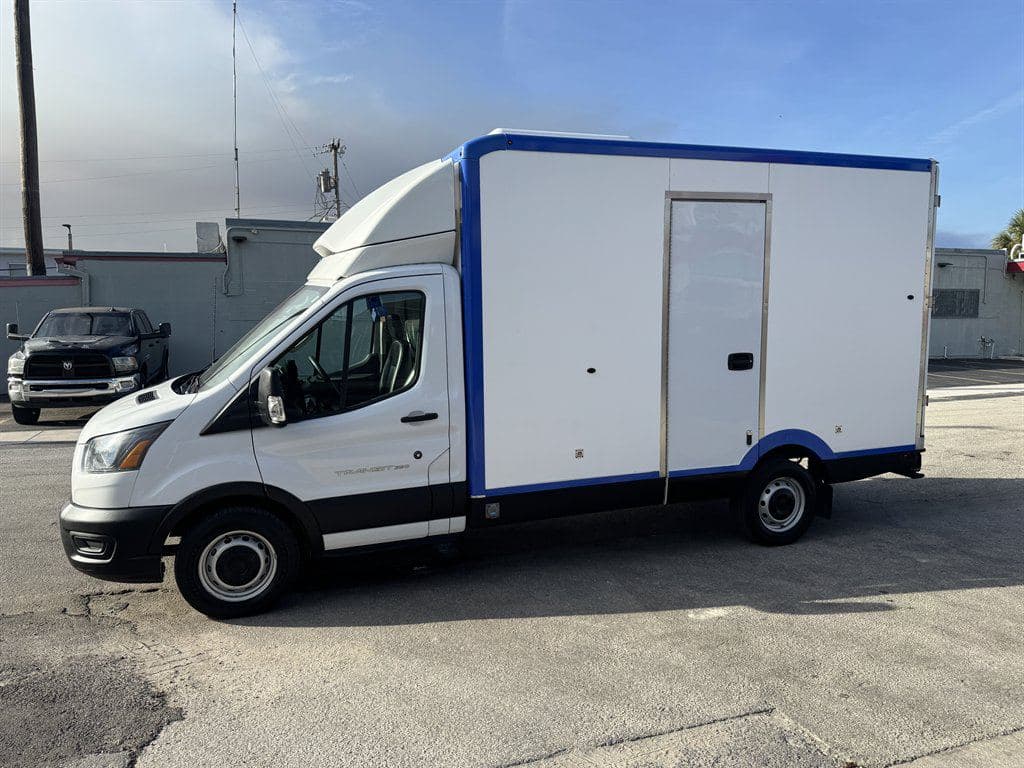 2023 Ford Transit T-350 image 5