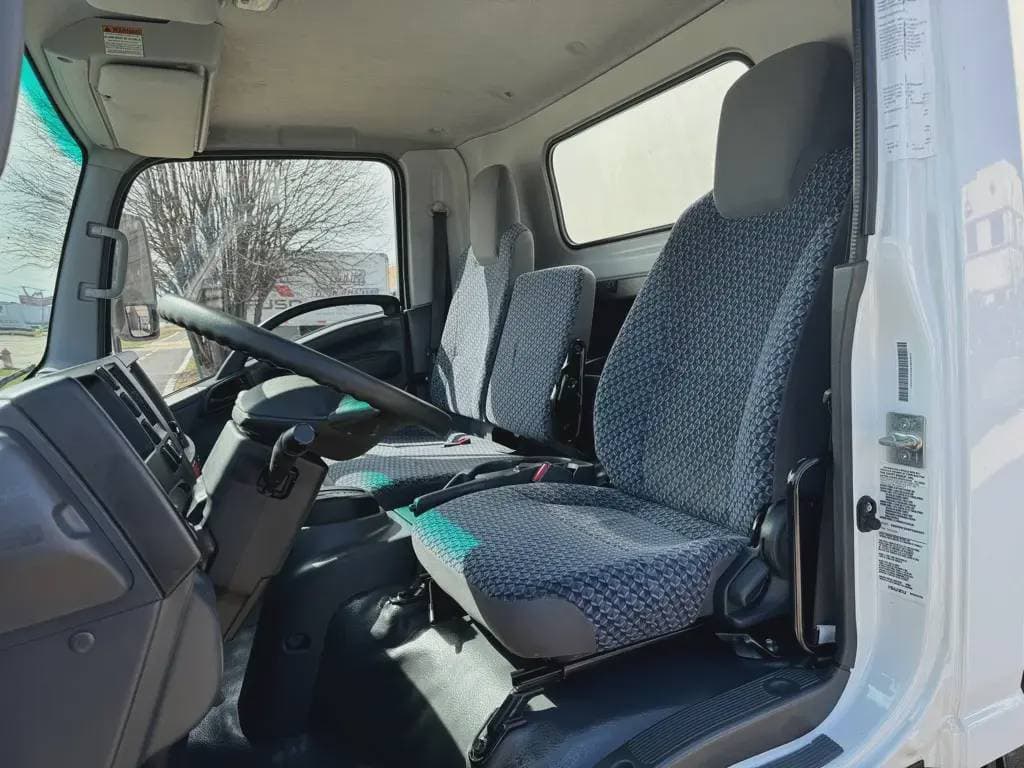 2022 Chevrolet 4500 image 7