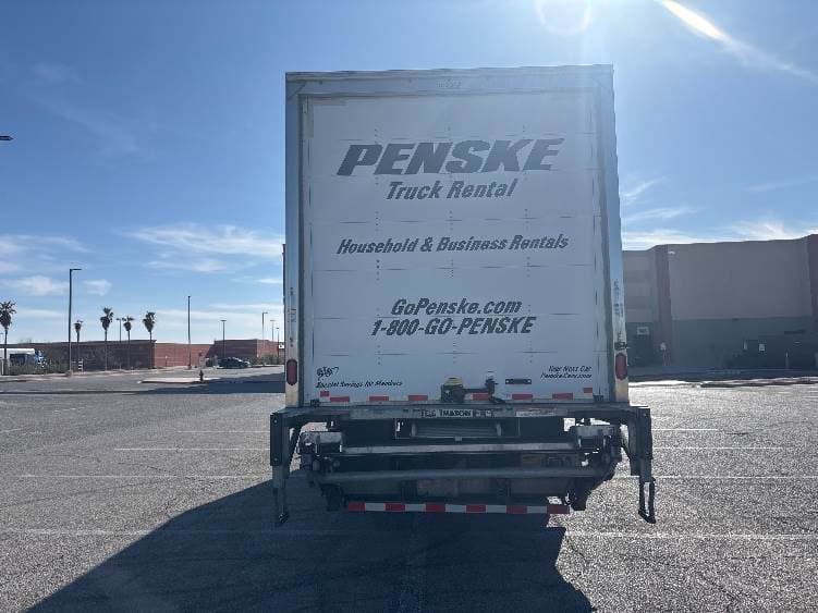 2022 International MV607 Box Truck - 220HP, 6 Speed Automatic, Roll up Door image 7